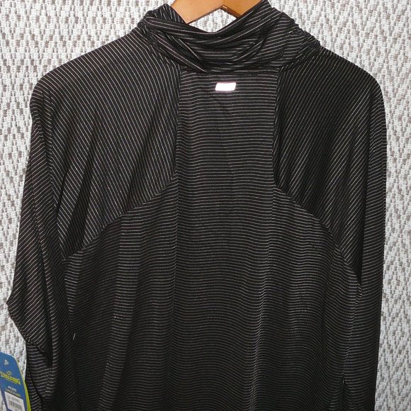 Spalding Speed Dry Black Gold Striped Pullover Turtleneck Athleisure Top 1X NWT - Picture 9 of 11